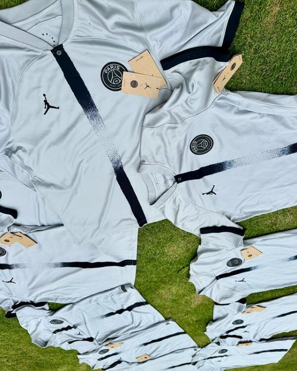 Camisa Nike PSG x Jordan - Image 3