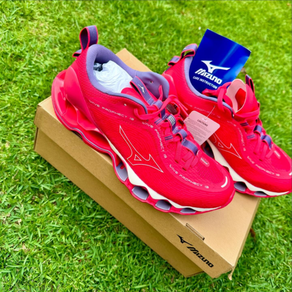 Mizuno Wave Prophecy 13